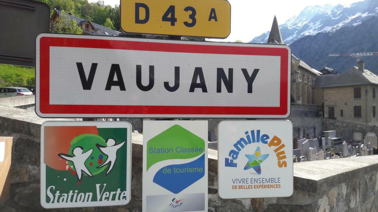 63 Route Du Rochas Lejlighed Vaujany Eksteriør billede